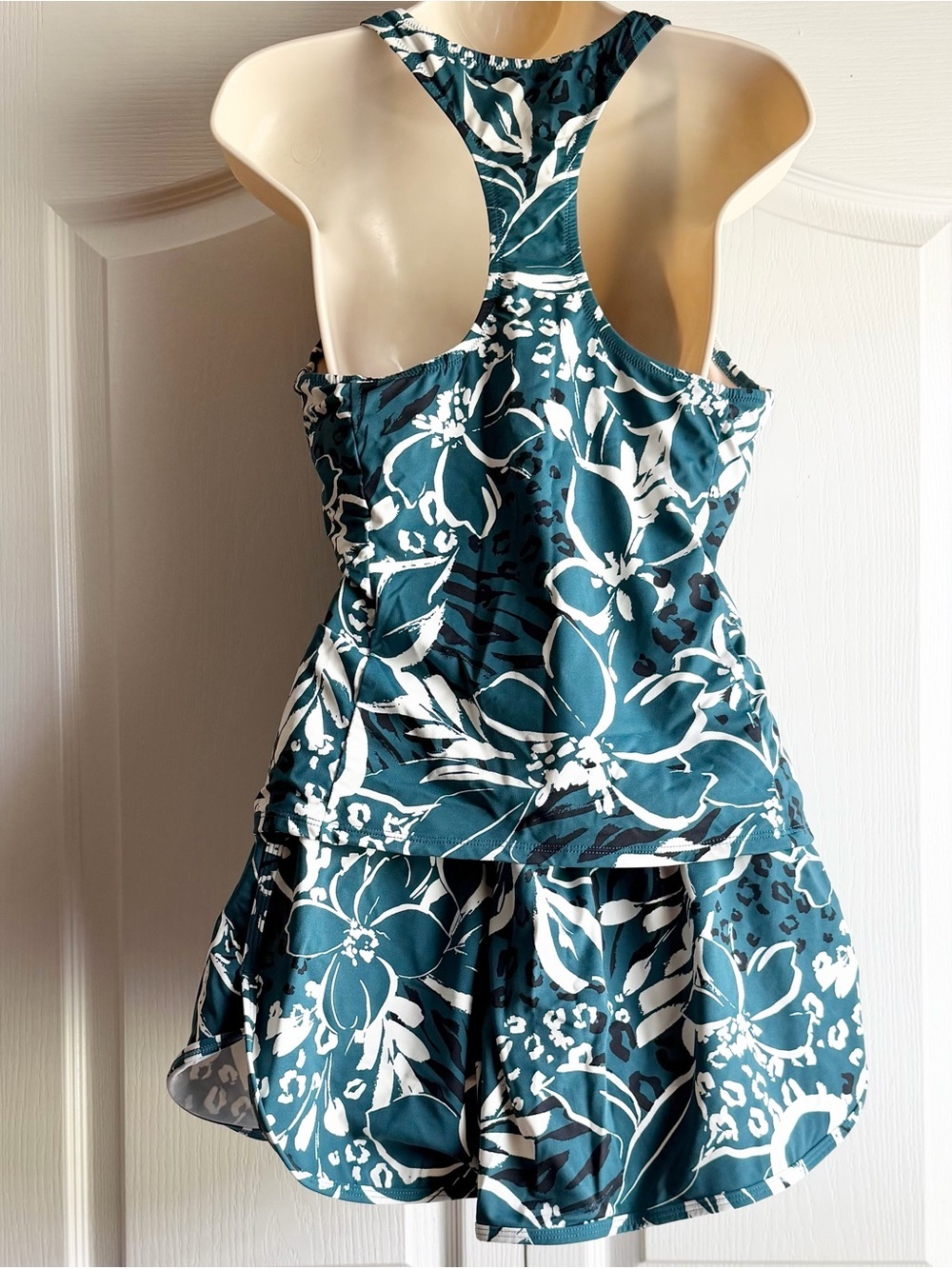 Garnet Hill Floral High Tide Racerback Tankini Top & Swim Skirt Set - Picture 6 of 12